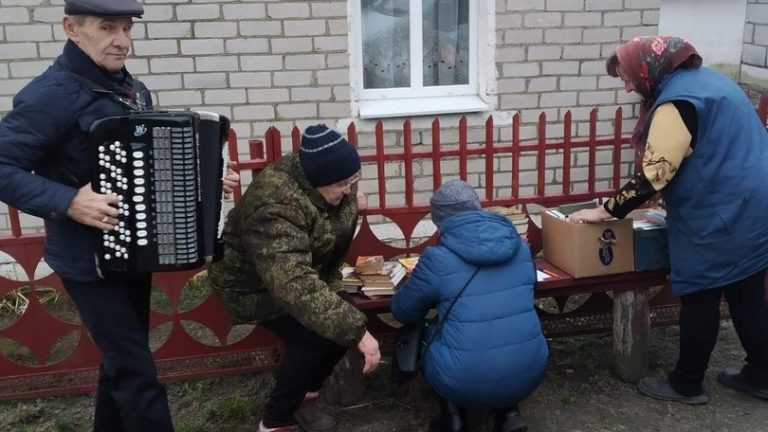 Музыкальный сюрприз “Все краски осени в музыке звучат”