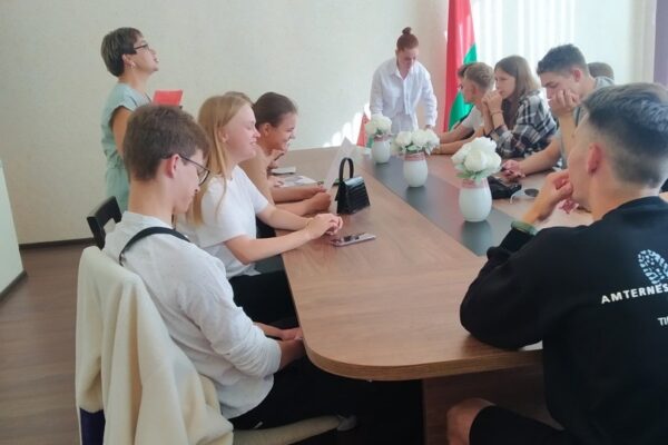 Круглый стол  «Беларусь – страна единства»