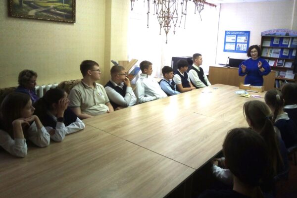 «Полезная информация и досуг – это наша библиотека»