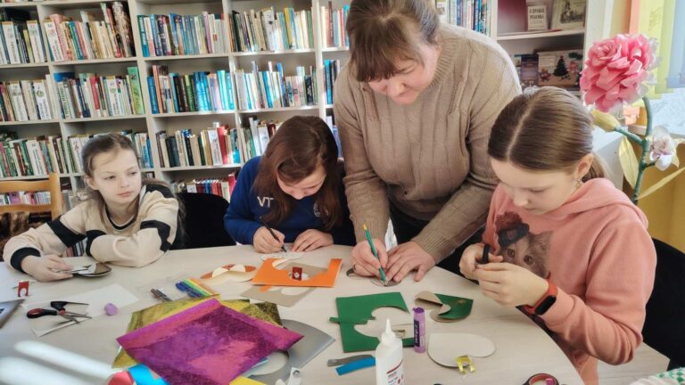 Заседание клуба «Непоседы»