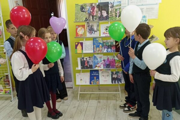«Под семейным абажуром»