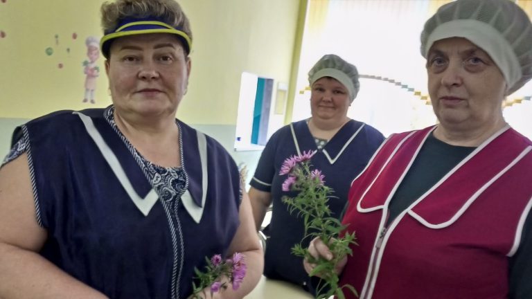«Весь мир начинается с мамы»